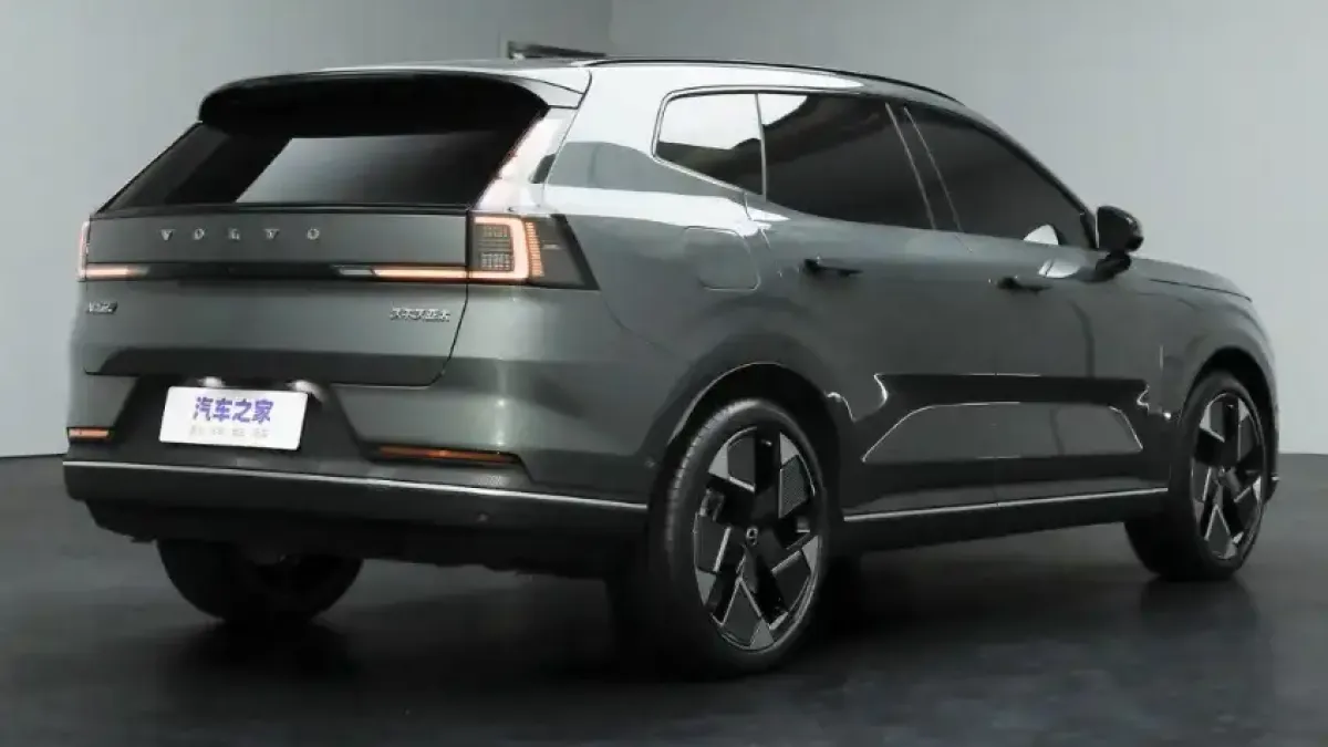 Радикални промени: Разсекретиха новия Volvo XC70 преди представянето Снимки