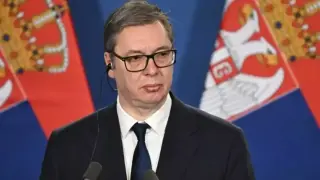 Сръбският президент отговори на руските твърдения за доставки на оръжие към Украйна