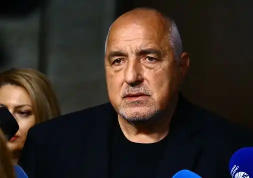 През парадния вход: Бойко обяви кога идва кабинетът „Борисов“ БЛИЦ Live