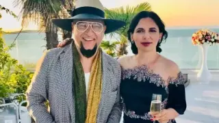 Евгени Минчев честити рождения ден на Ружа Игнатова, пожела ѝ да е...