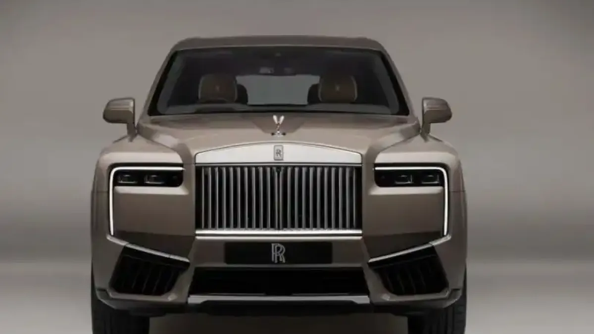 Обявиха подаръците на Чарлз III - има Rolls-Royce от Бахрейн