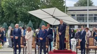 Симеон Сакскобургготски на златен царски трон на уникално събитие в Пловдив Снимки