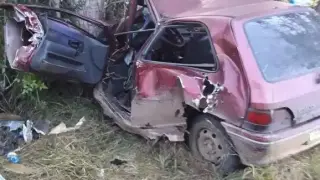 Малко преди да се размажат с нерегистрираната кола, 16-г. шофьор и аверчетата му направили...