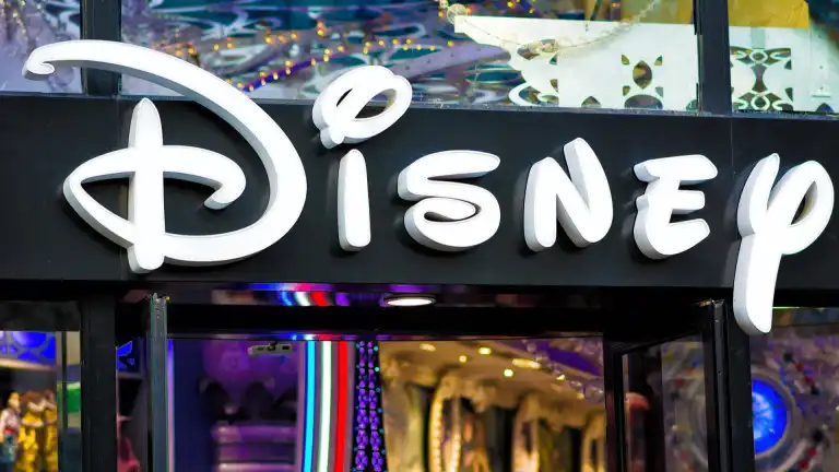 Стотици нови съкращения в Disney