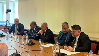 БСП-ОЛ на среща с работодателите: Заедно трябва да разсеем страховете на обществото за еврото