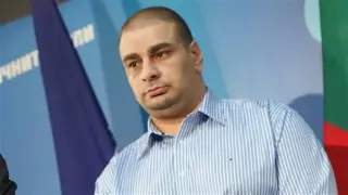 Борис Марков: Политическите журналисти в Нова и БТВ обслужват ППДБ по схема на Прокопиев