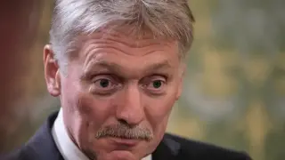 Кремъл потвърди експлозия под Кримския мост, отрича щети