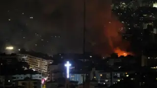 Израел нанесе удари в Бейрут, хиляди избягаха