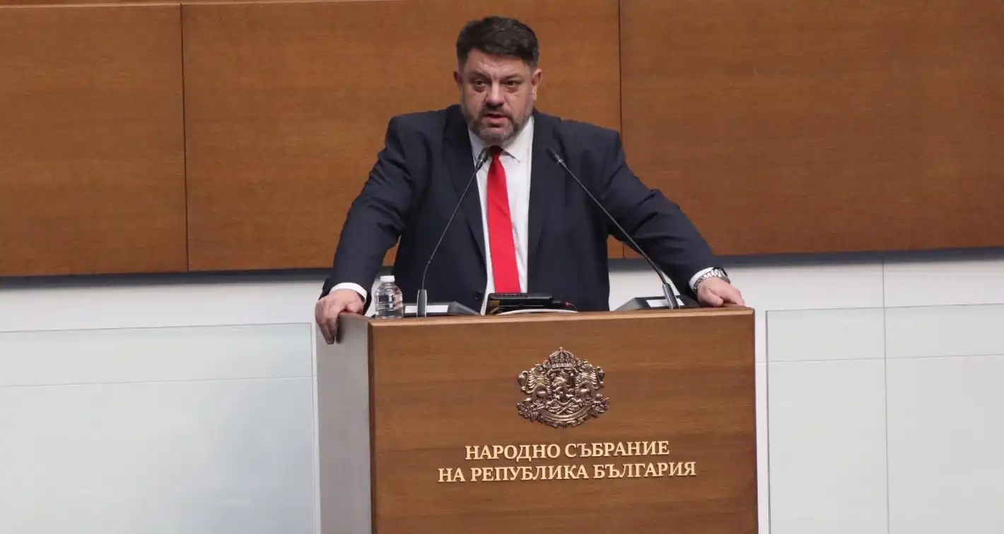Вицепремиерът Зафиров: Разработва се нова национална програма за саниране