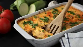 Забравете картофите! Тази мусака с тиквички ще ви спечели завинаги