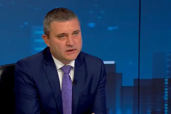 Горанов: Когато един баничар започне от 600 да взима 2000 лв, баницата също ще поскъпне