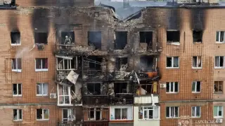 Нощен терор в Харков при най-мощната атака от началото на войната Снимки