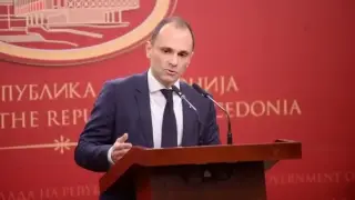Вице Заев и Венко Филипче замесени в скандал с милиони от въглища, разкрита е българска връзка
