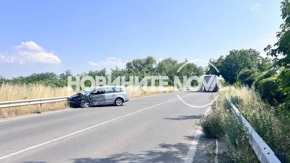 Тежка катастрофа до Стара Загора, затвориха пътя