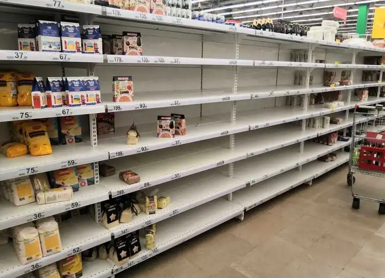 Хранителната криза в Русия се разраства: производството на 3 основни продукта се е сринало