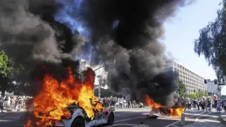 Безредиците в Лос Анджелис ескалират, магазини са разбити, разполагат се още войски