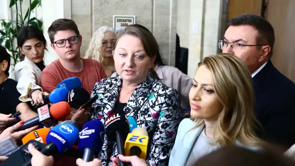 Сачева с тежки думи към президента: Когато си държавен глава, трябва да...