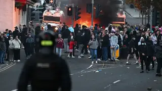 Извънредено предупреждение от МВнР: Българите в Северна Ираландия да избягват да...