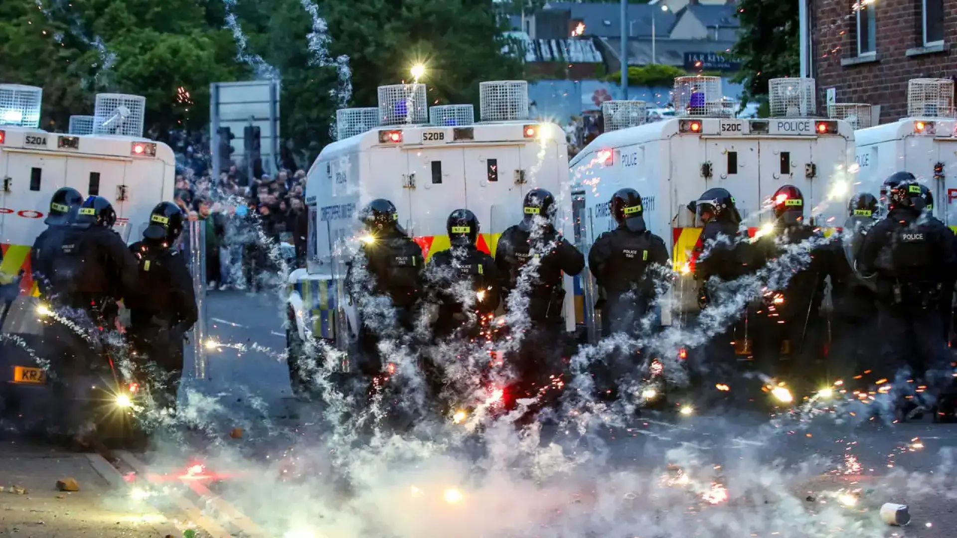 Ужасът в Ирландия: Нападнаха жилището на българка с две деца