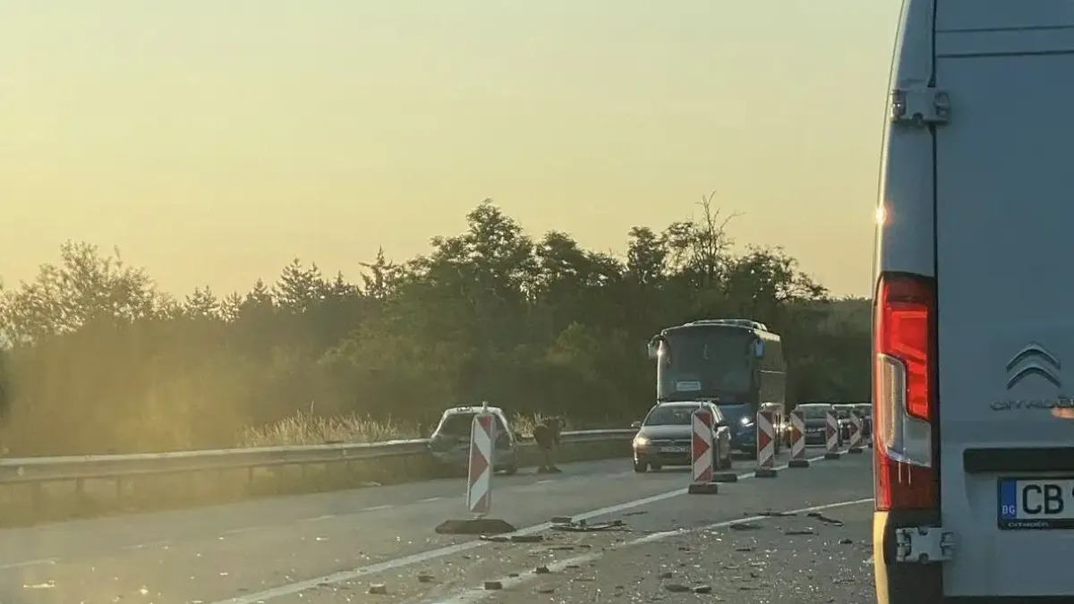 Тежка катастрофа на АМ „Тракия“ в ранни зори, зрелищни снимки