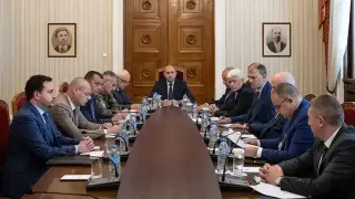Радев свика консултативна среща заради напрежението в Близкия изток