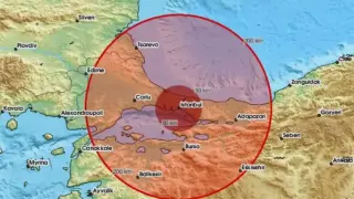 Земетресение разлюля Турция, паника сред хората