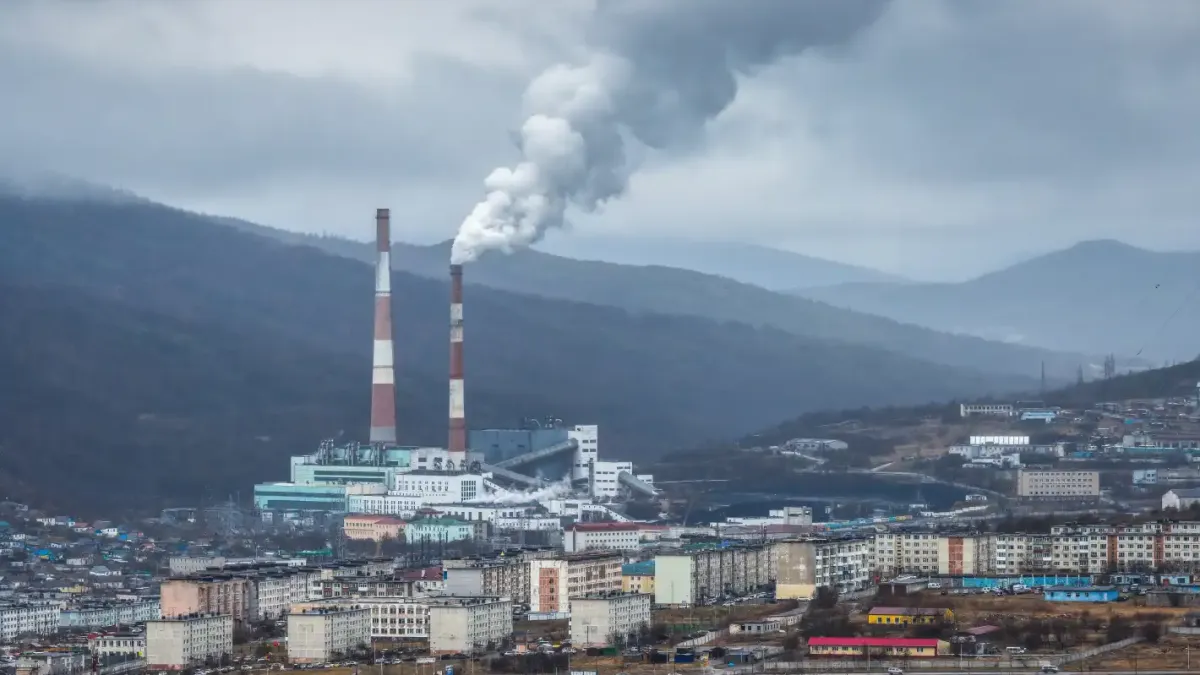 "Фалитно домино" в Русия: Заводите са на ръба на оцеляването