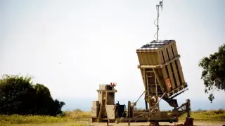 Конспирация: Израелската система за ПВО умишлено пропуска ирански ракети
