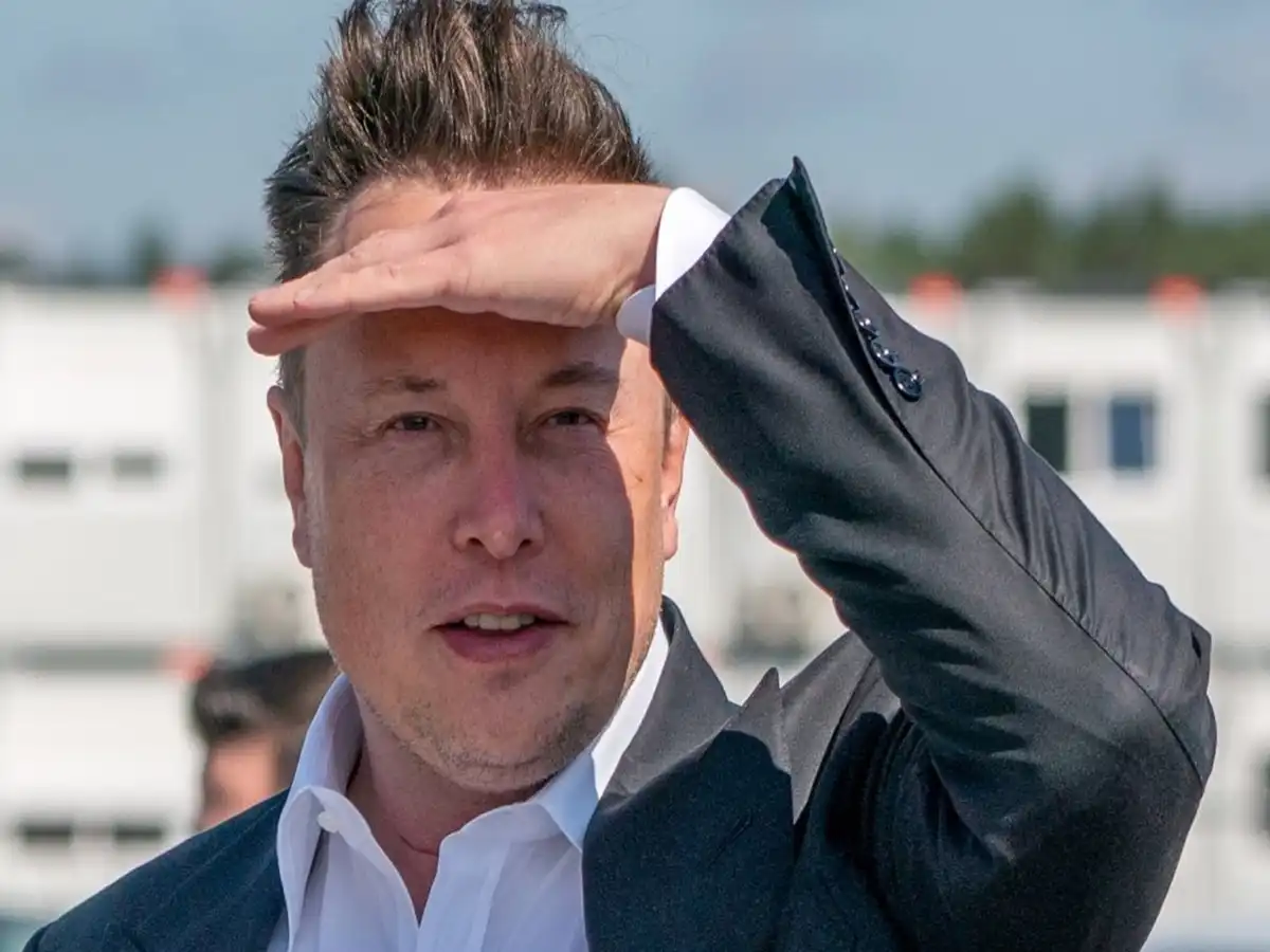 Мъск активира Starlink над Иран