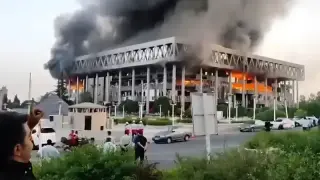 Ново видео показа ударената иранска телевизия отвън, Техеран с отговор
