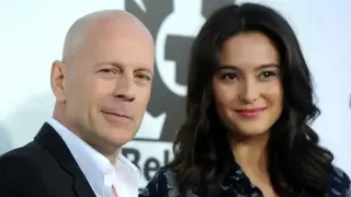 Съпругата на Брус Уилис показа как изглежда тежко болният актьор сега Снимки