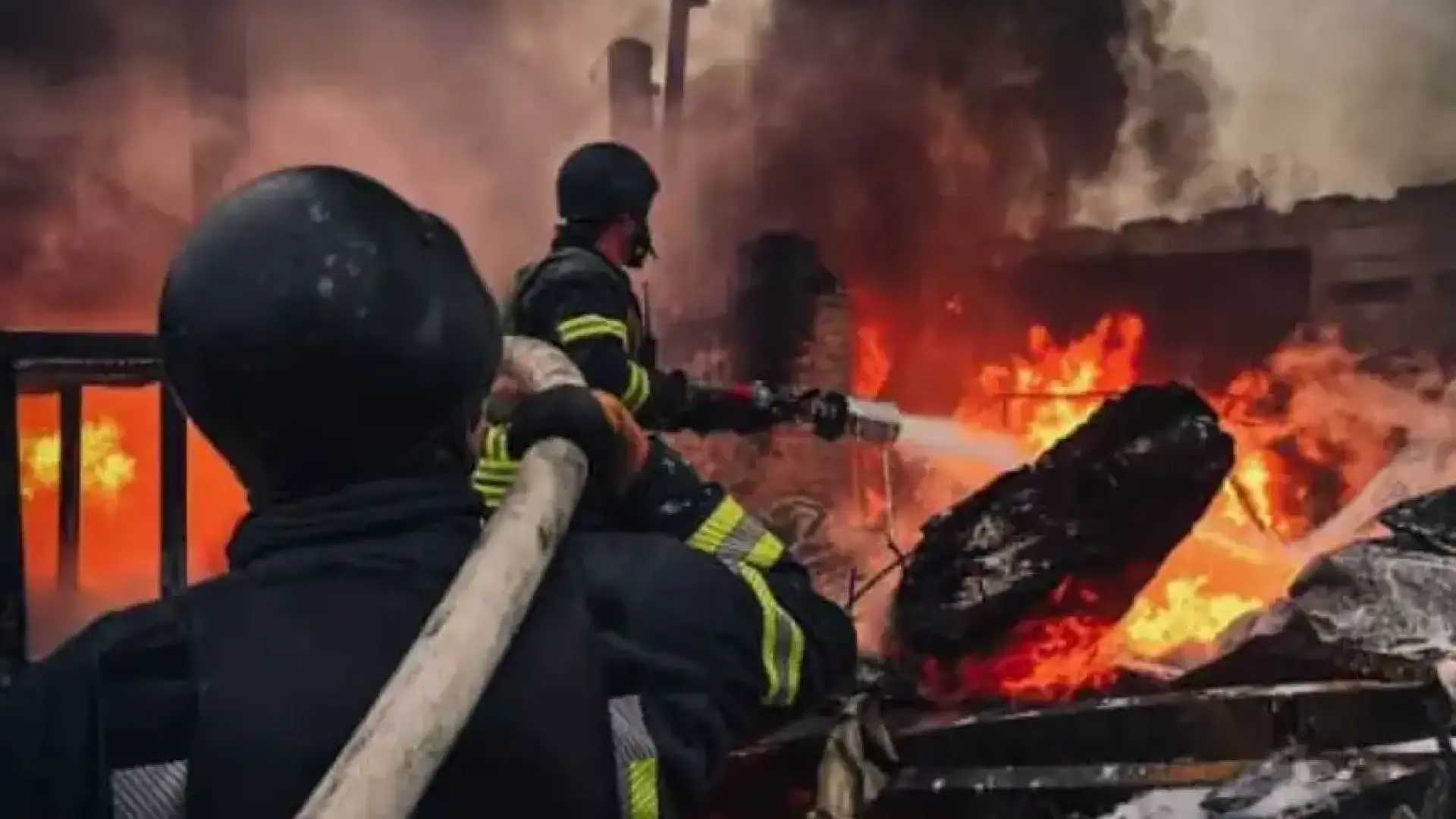 US гражданин е починал по време на руската атака срещу Киев тази нощ