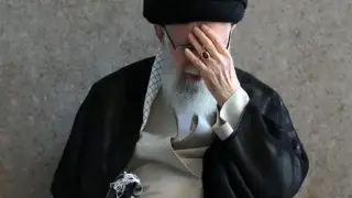 Израел заплаши Хаменей със съдбата на Саддам
