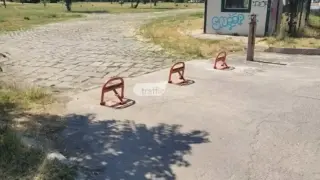 Край на стенанията: Затвориха паркинг в Пловдив, използван за проституция