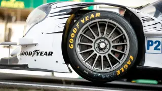 Урок по автоистория: Тази гума е легенда на състезателните писти по целия свят