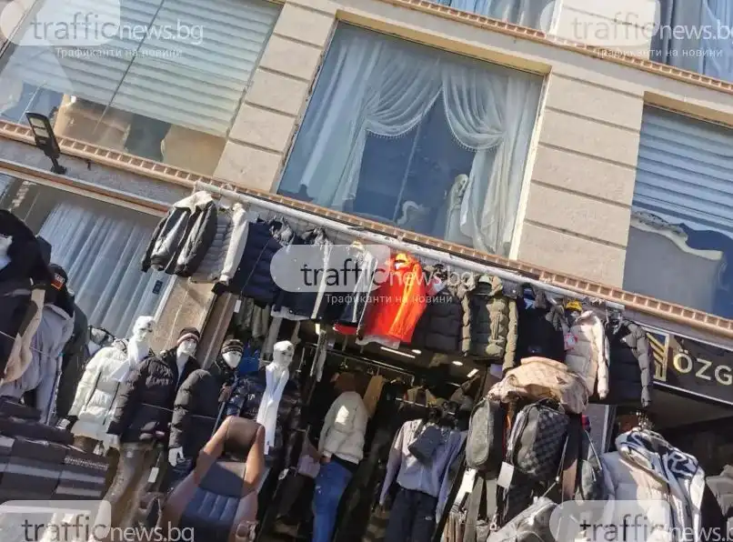 Прокурори и спецченгета нахлуха в "Столипиново", удариха... Снимки