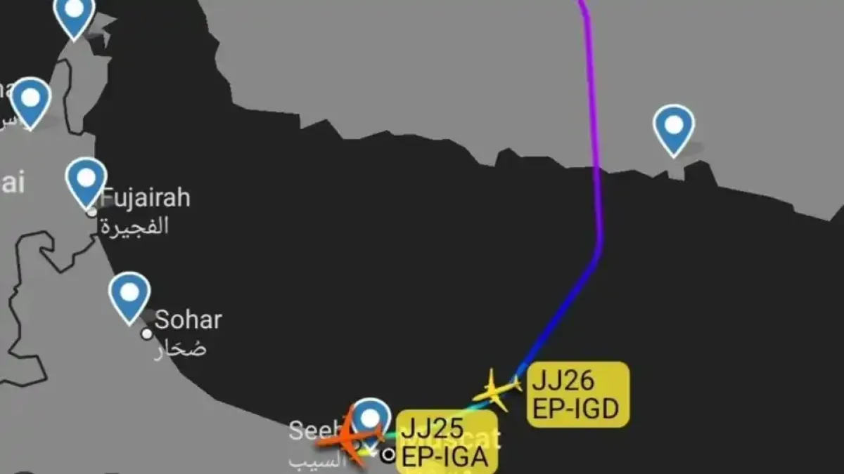 Три ирански самолета, включително президентският, се насочиха към Оман