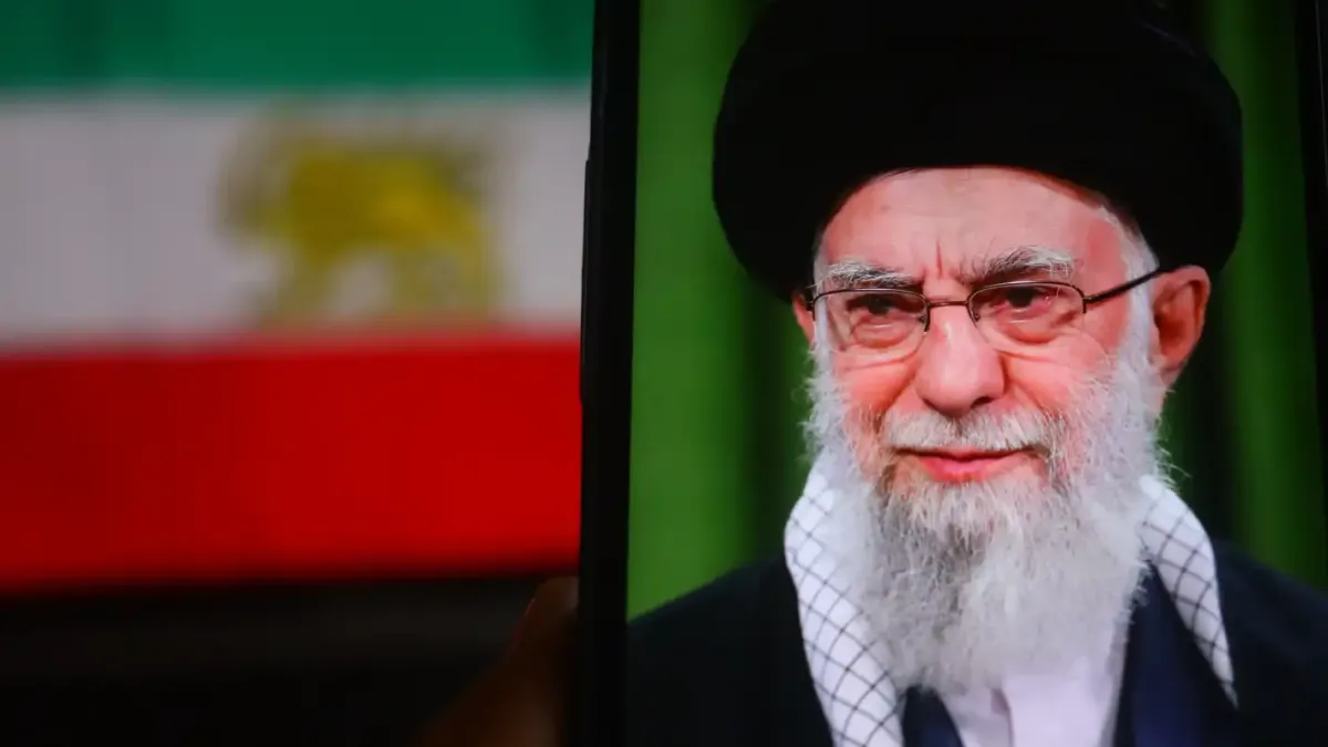 WP: Хаменей може да е мъртъв, но войната с Иран далеч не е приключила