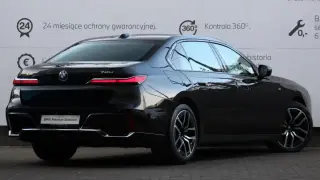 Нови BMW-та за по 350 000 лева возят ключови министри от властта!