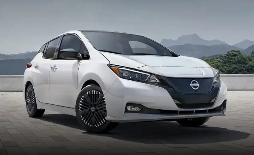 Тайната на Nissan Leaf: Какво се крие зад името на легендарния електромобил