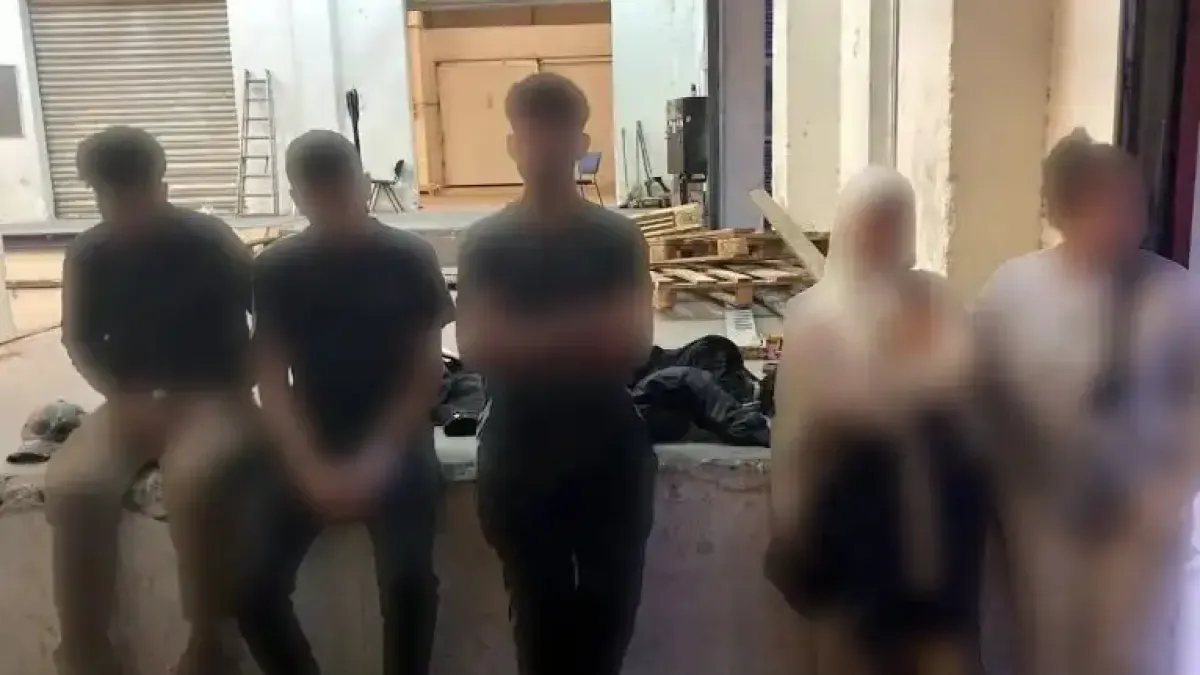 На път за България: Намериха напъхани в тръби нелегални мигранти и престъпен бос на Капъкуле Видео