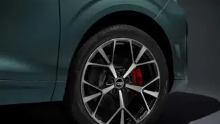 Стилен и технологичен: Представиха най-достъпния кросоувър Audi Снимки