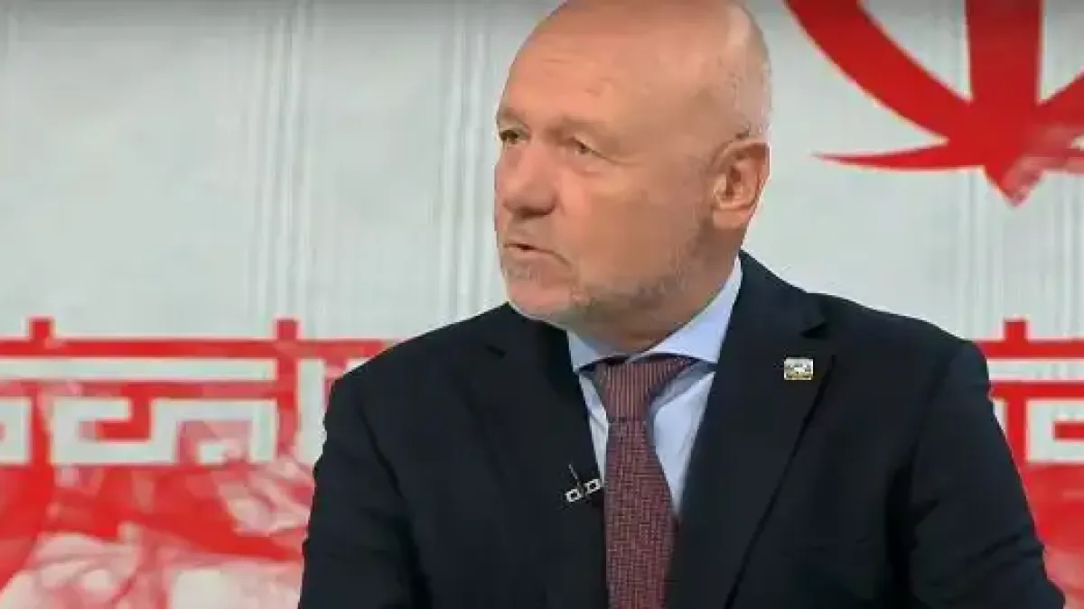 Тагарев: Трябва да се спре ядрената програма на Иран