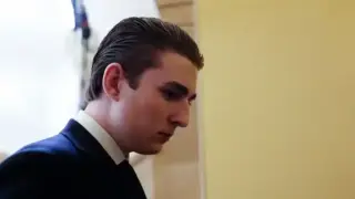 Синът на Тръмп превъртя играта и напълни джоба