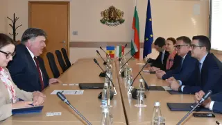 Възможностите за разширяване на икономическото сътрудничество обсъдиха министър Дилов и посланикът на Молдова у нас