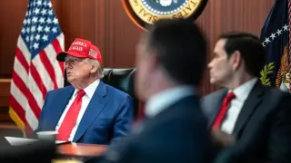 CNN съобщи какъв ще е американският отговор на безпрецедентния удар на Иран