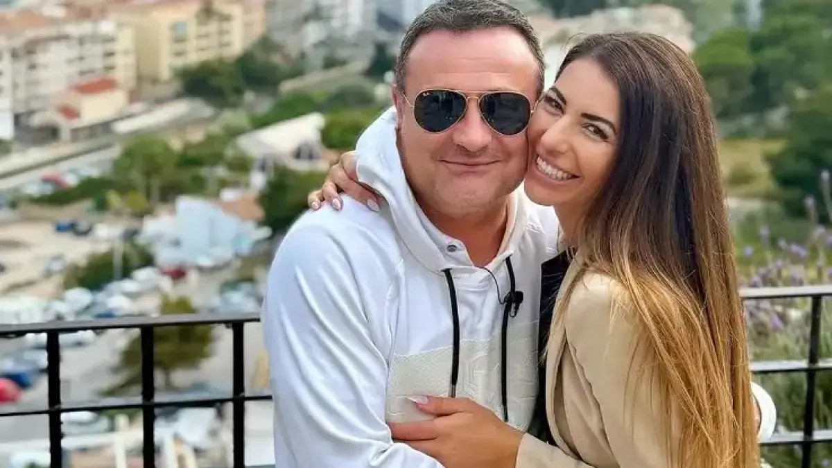 Гаджето на Рачков с луксозен рожден ден на морето Снимки