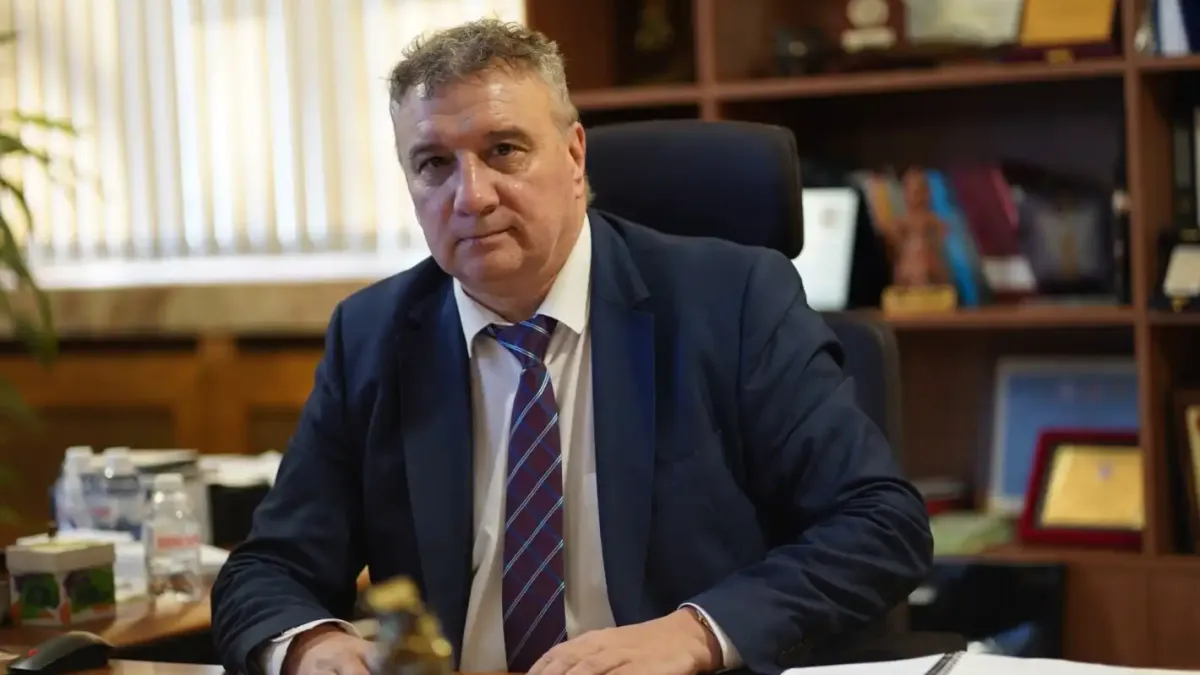 Видни финансисти, мениджъри и бизнес лидери влизат в енциклопедия