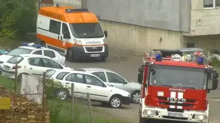Извънредно в БЛИЦ! Пожарни, патрулки и линейки се изсипаха на това място в София