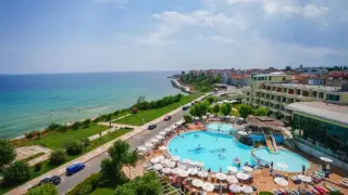Хотел в Приморско изби рибата с оферта за боговете за 10 бона